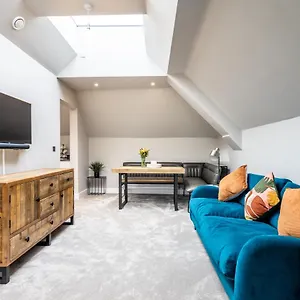 https://apartment-11-bootham-house.yorkshirehotels.net