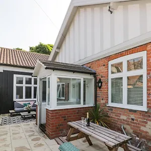 https://potters-lodge.yorkshirehotels.net